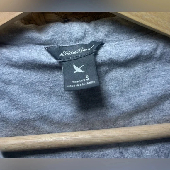 Eddie Bauer Women's Flannel Long Sleeve Hoodie Shirt, Grey, Size S - Picture 4 of 10